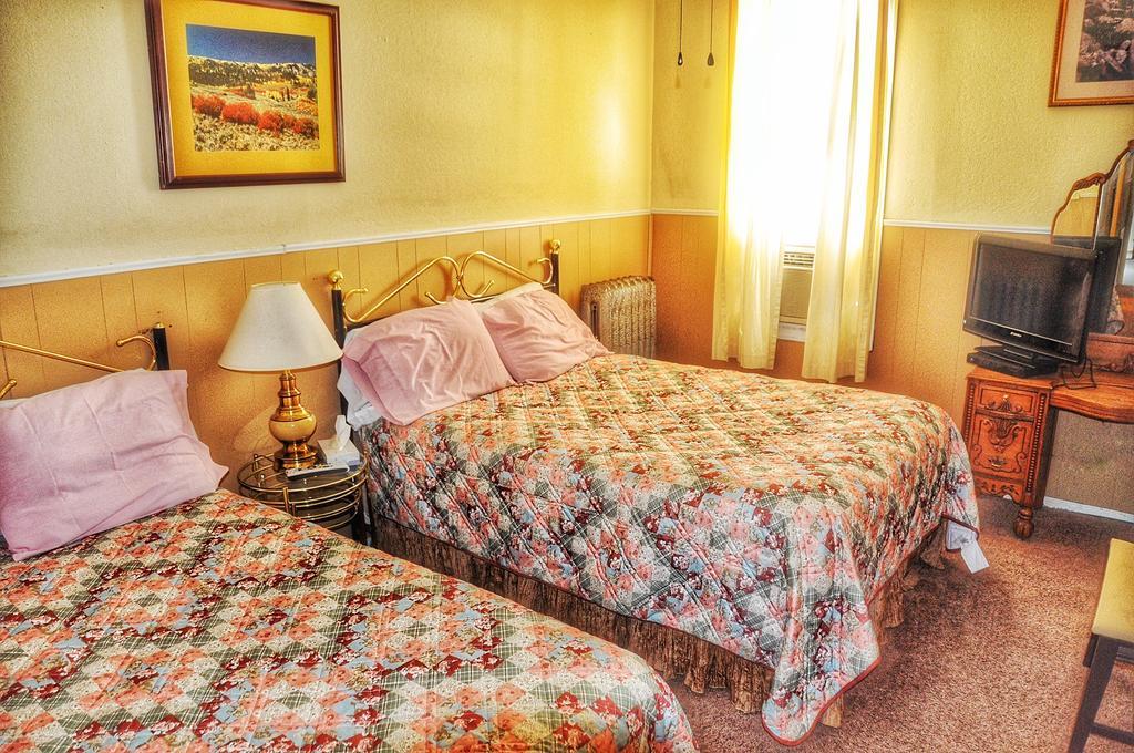 La Plaza Historic Hotel & Restaurant 월센버그 외부 사진