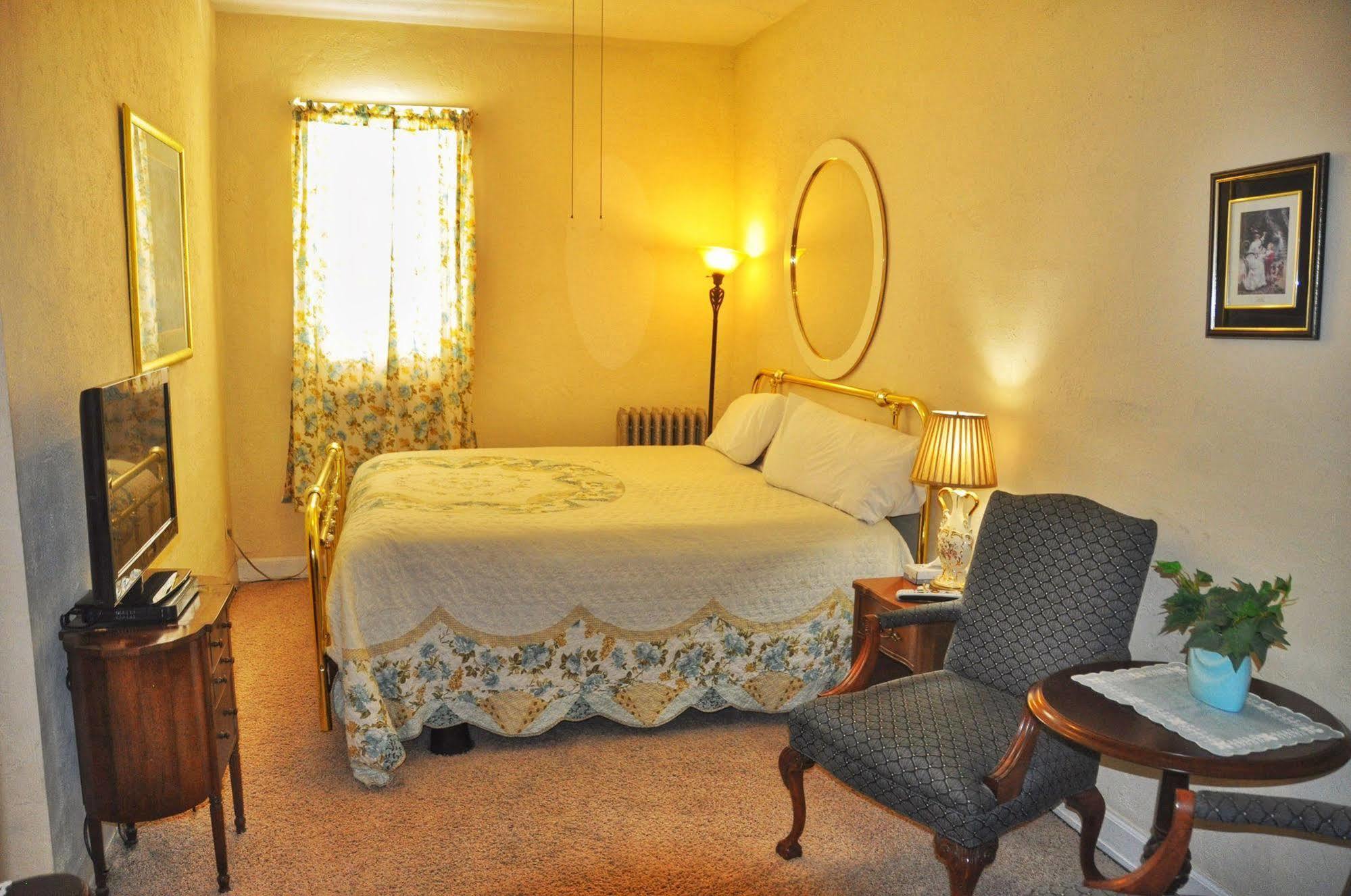La Plaza Historic Hotel & Restaurant 월센버그 외부 사진