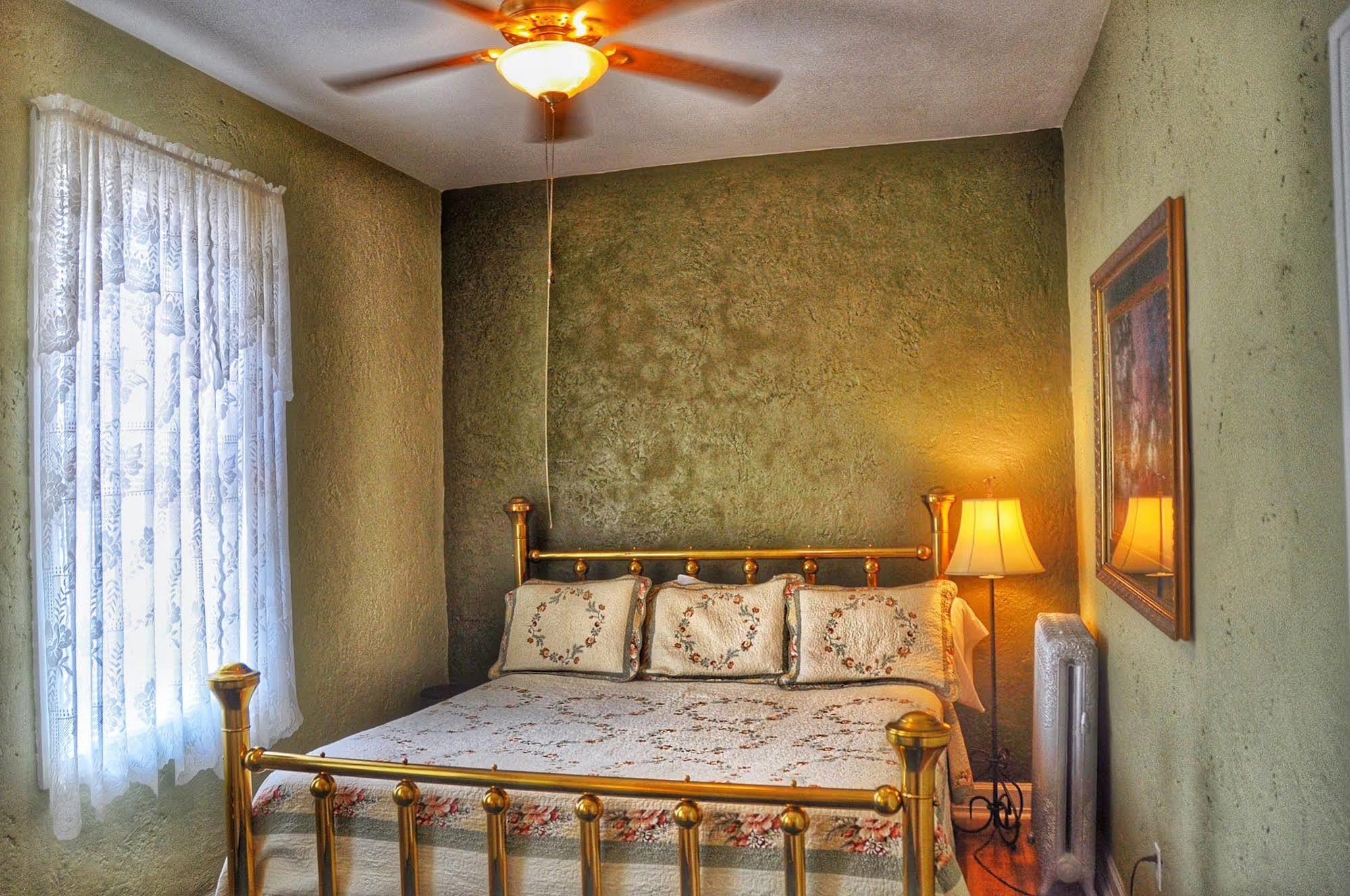 La Plaza Historic Hotel & Restaurant 월센버그 외부 사진